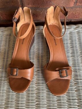 Lucky Brand Women’s Tan Leather Ankle-Strap Sandals